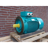 22 KW  980 RPM B5 flens. Unused.